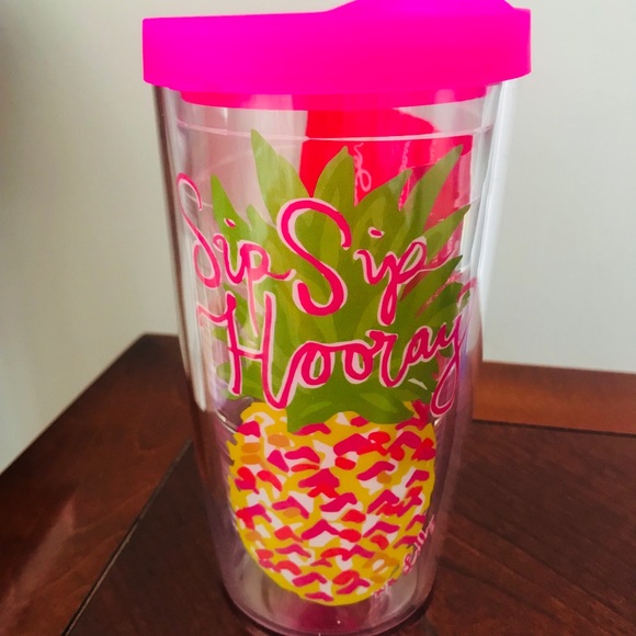 Lily Pulitzer Tumbler - NEW - Picture 2 of 3
